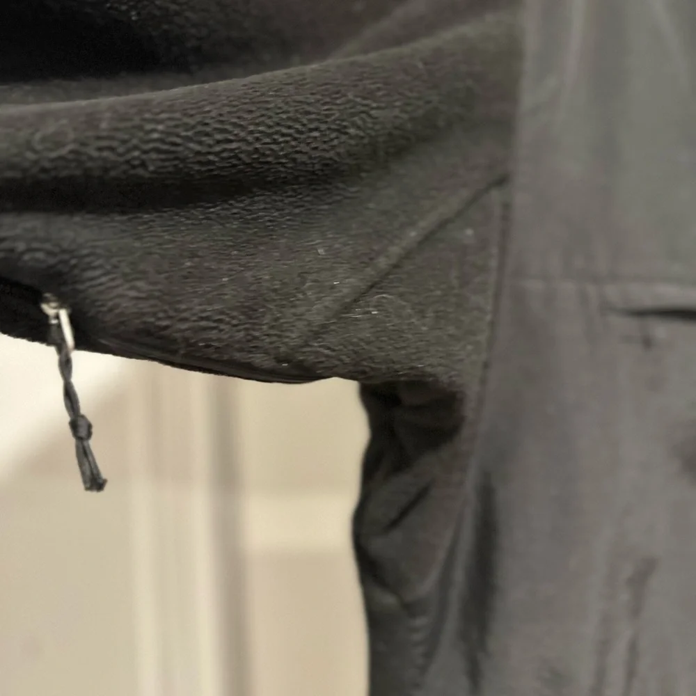 The North Face Denali Fleece Jacket Mens XL Black Full Zip Coat.
